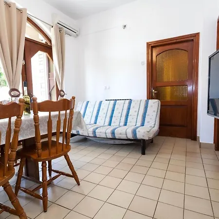 Apartment Apartment Pakostane/Biograd Riviera 8058